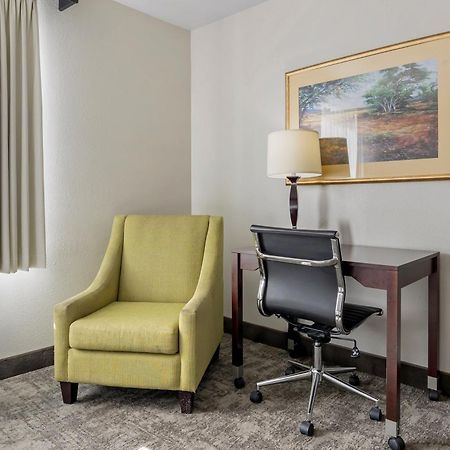 Seaport Inn & Suites Льюистон Экстерьер фото