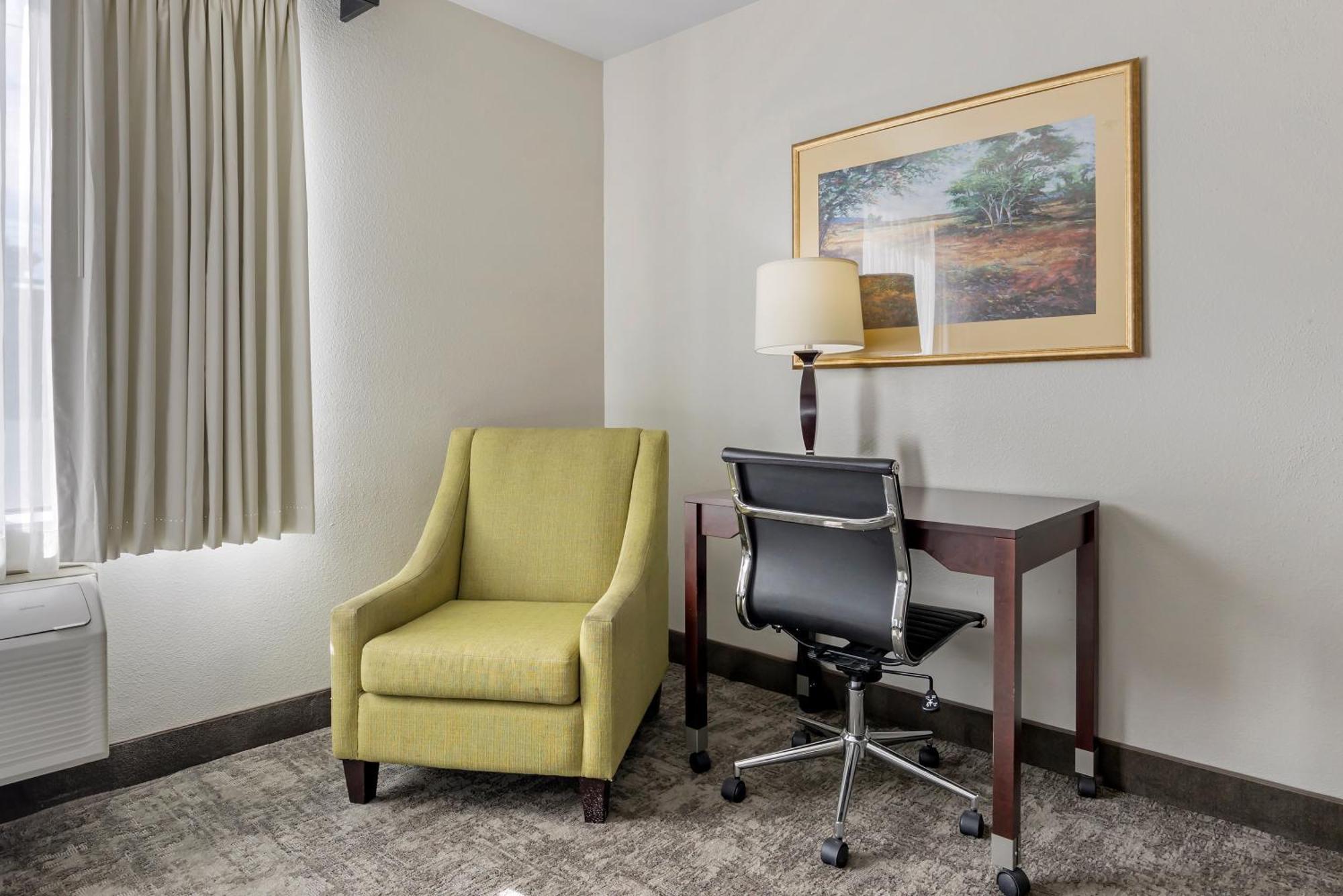 Seaport Inn & Suites Льюистон Экстерьер фото