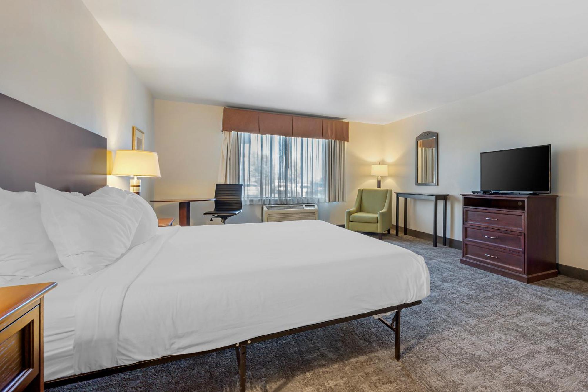 Seaport Inn & Suites Льюистон Экстерьер фото